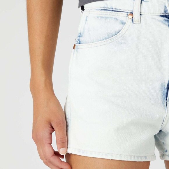 Wrangler® High Rise Shorts - 28 - Festival Short Light Wash in Be The Storm - Picture 6 of 8